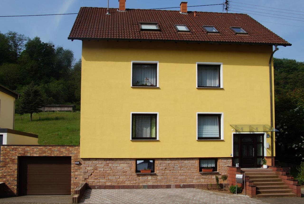 Ferienwohnung Familie Bauer Rimlingen Buitenkant foto